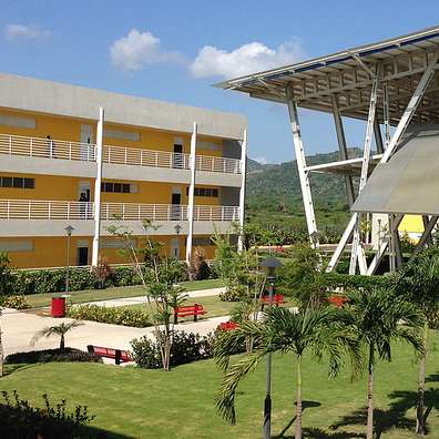 Biblioth&egrave;que UEH